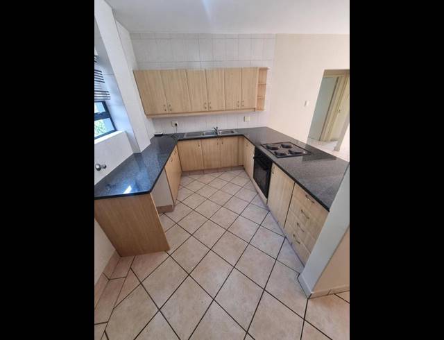 2 BEDROOM PROPERTY TO RENT IN BEDFORD GARDENS